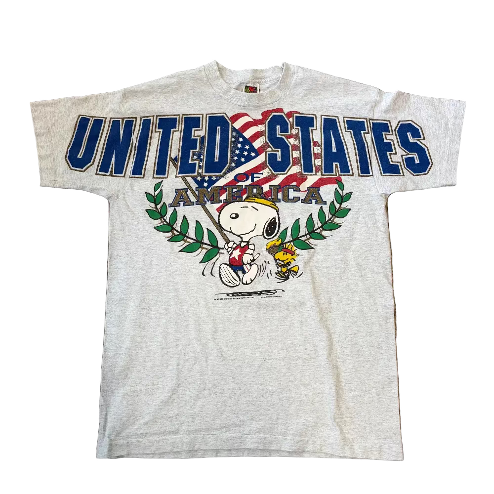 USA Snoopy and Woodstock Olympics Tee Size XL